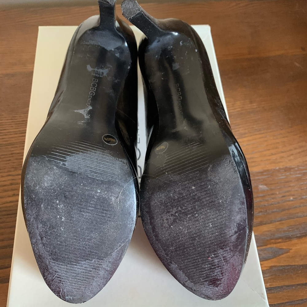 BCBG Black Patent Heels - Picture 2 of 7